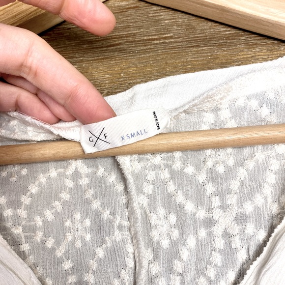 Gentle fawn blouse - Picture 7 of 8